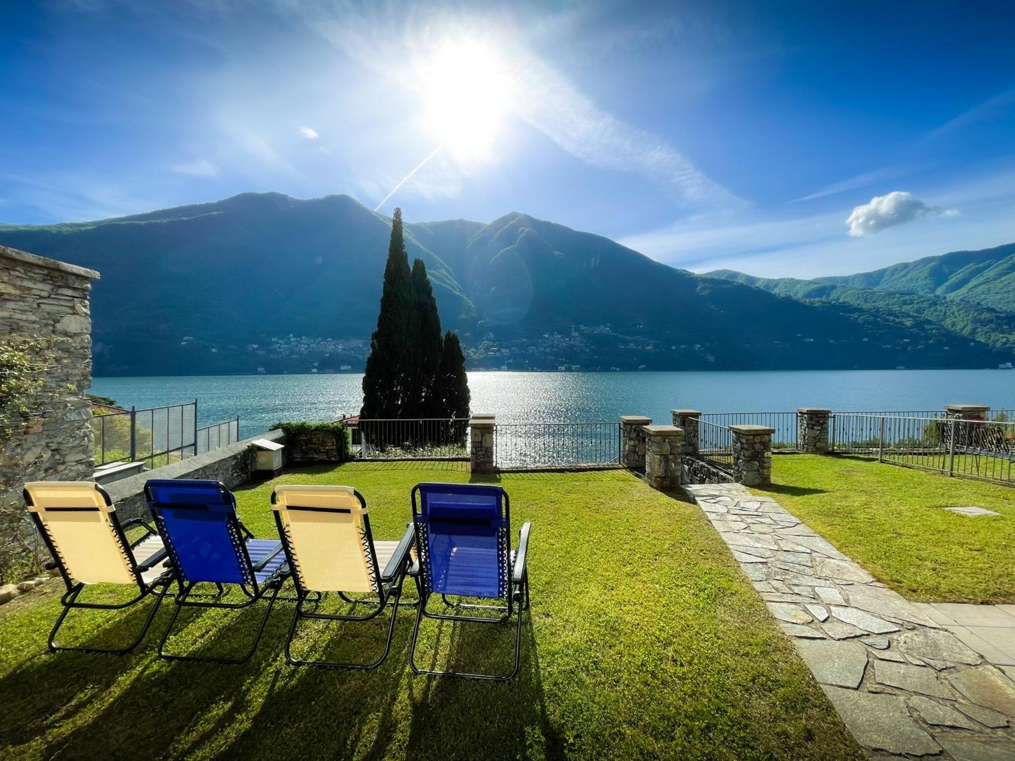 Villa Luminosa Laglio - Private Parking, Garden 外观 照片