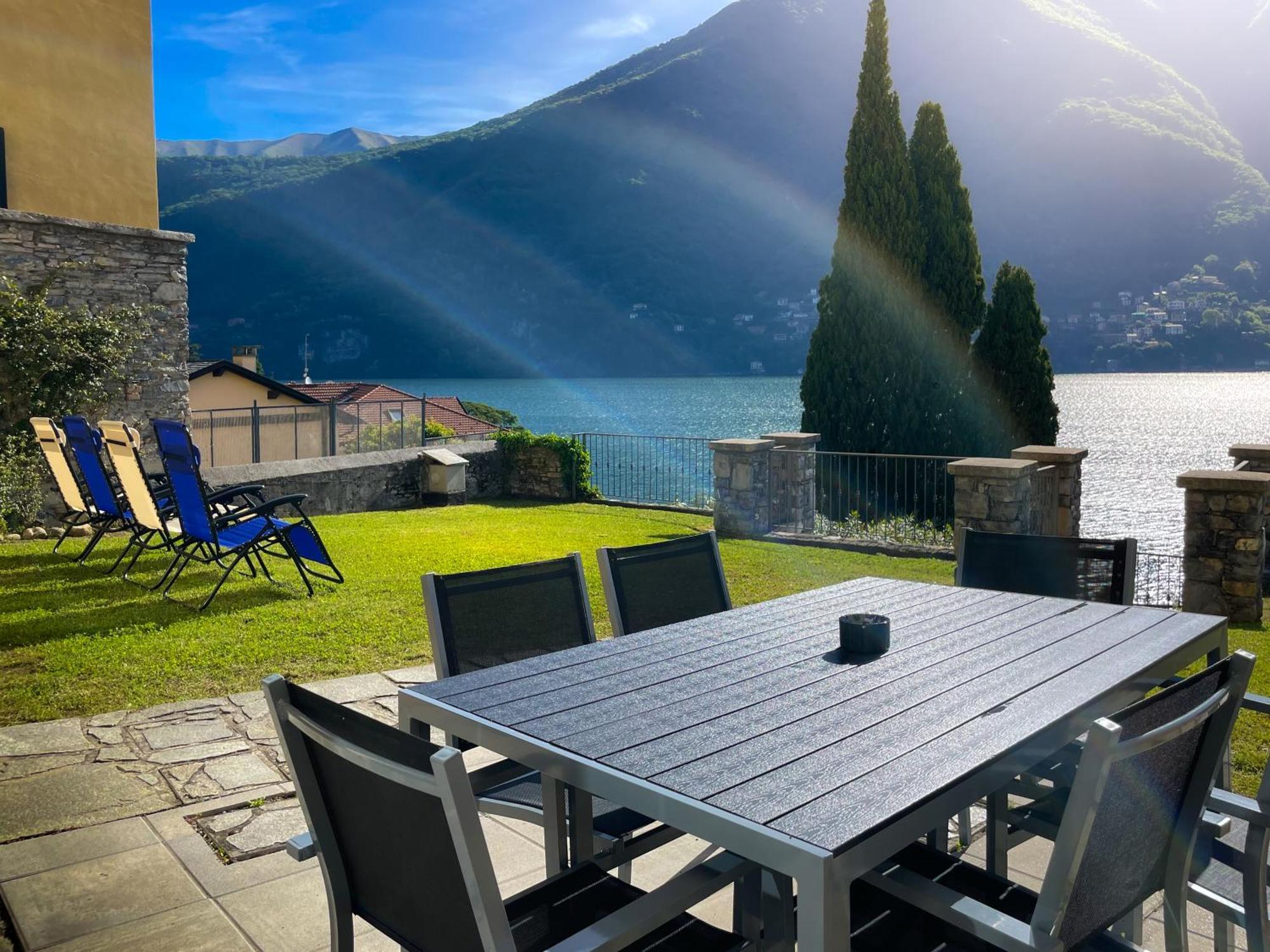 Villa Luminosa Laglio - Private Parking, Garden 外观 照片